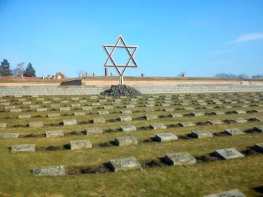 Cementerio Nacional de Terezín